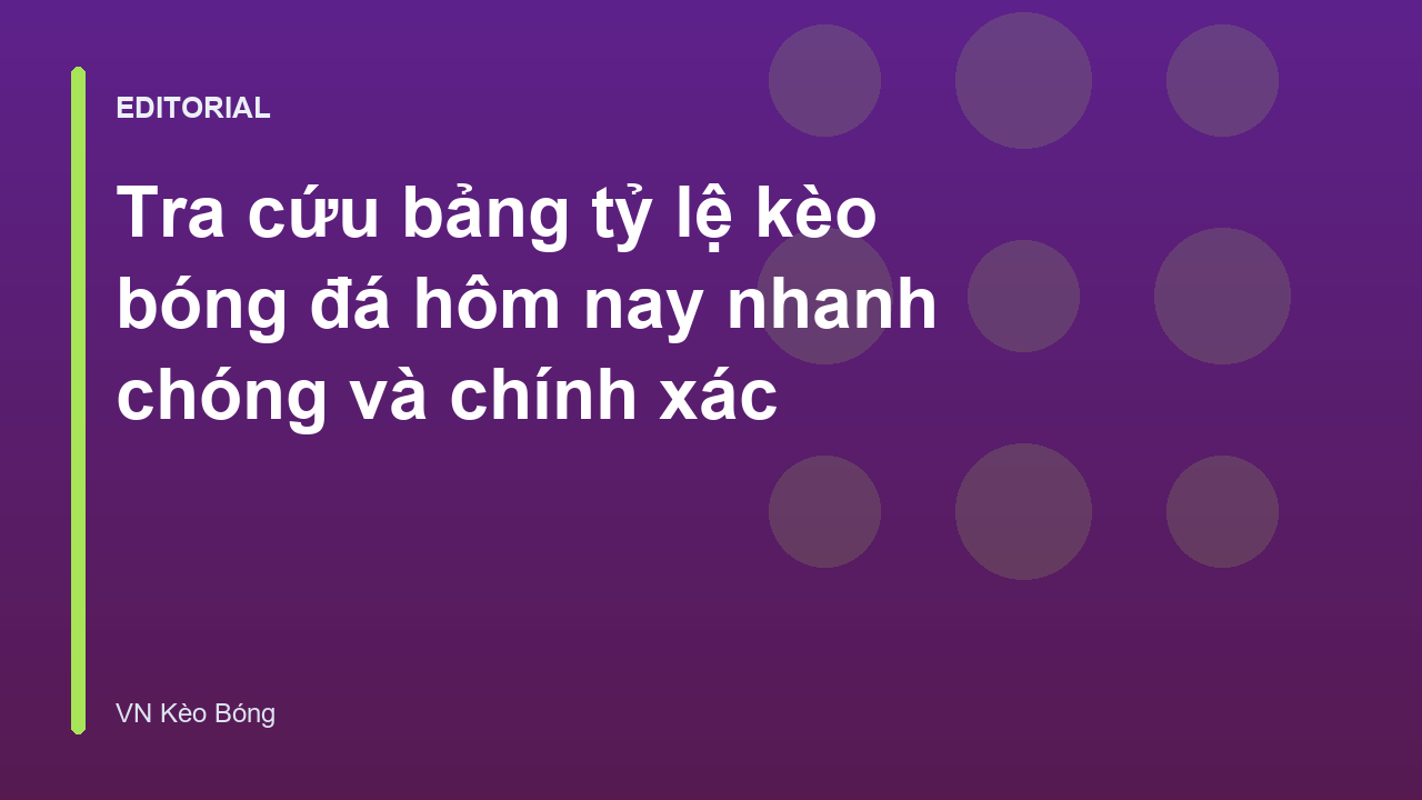 Người dùng đang tra cứu bảng tỷ lệ kèo bóng đá trên thiết bị di động